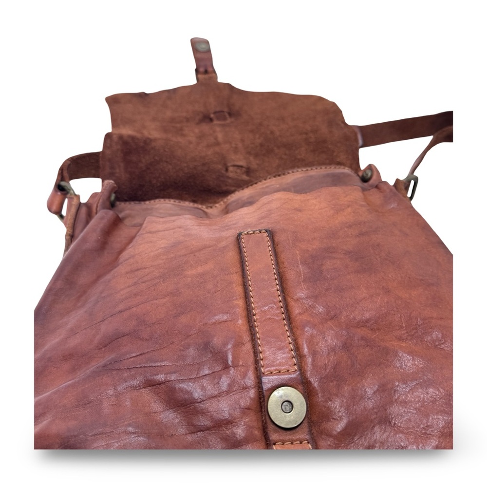 Campomaggi Italian Leather Messenger Crossbody Bag Distressed Made in Italy - Picture 2 of 16